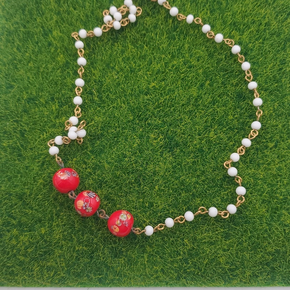 Stunning German Cottagecore Necklace 16 Inch N3612